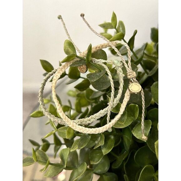 2 Pura Vida Used Bracelets - Picture 5 of 5